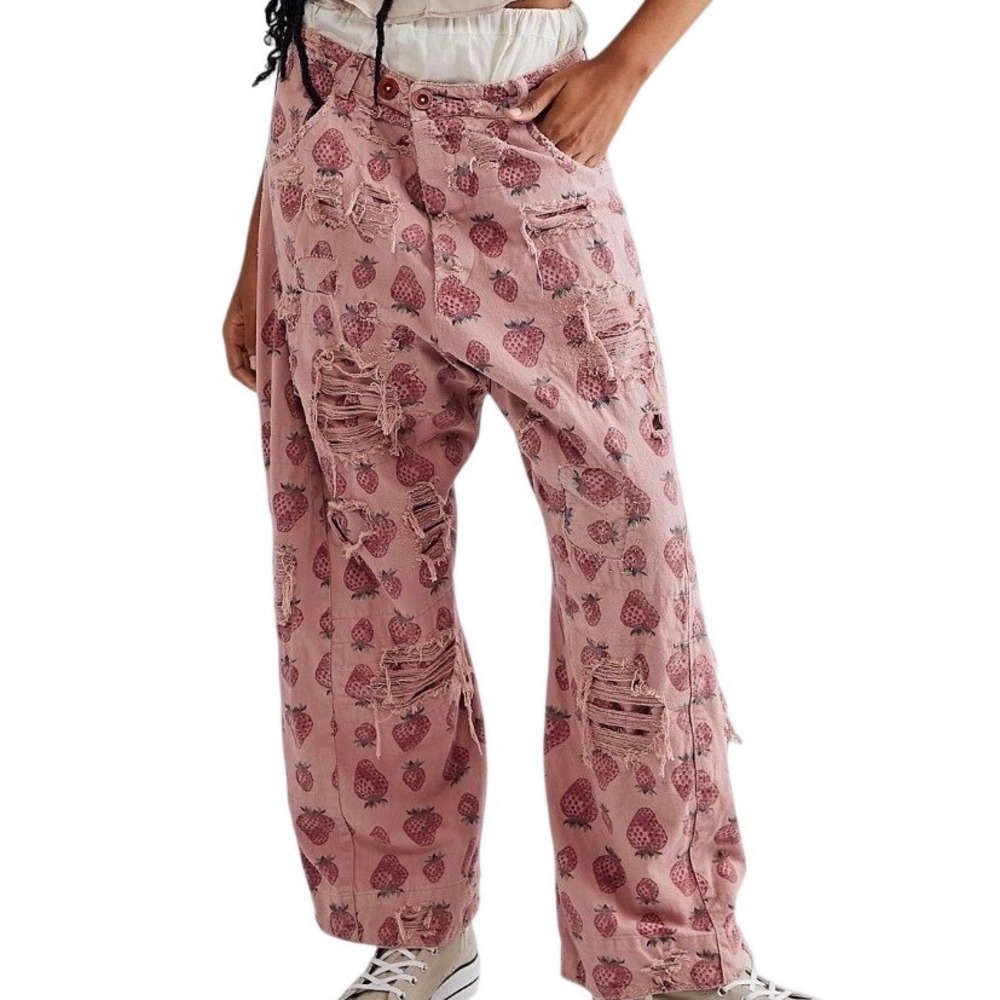 Magnolia Pearl RARE Denim Strawberry Provision Trouser Pants 319 Sweet Kiss NWT